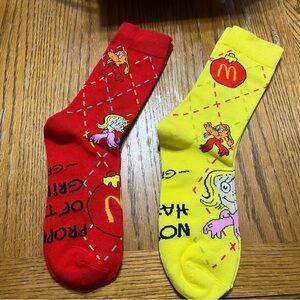 New McDonald's Grinch Themed Red and Yellow Socks collectibles